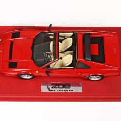 Una inyección de potencia Ferrari 208 GTS Turbo 1983 Rosso corsa